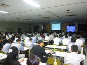 社内技術発表会を開催