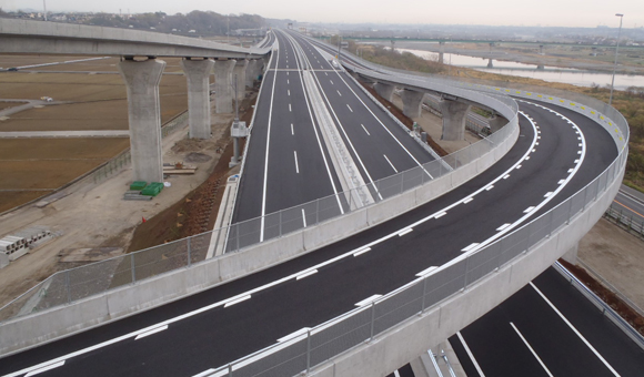 首都圏中央連絡自動車道 海老名JCT～相模原IC間舗装工事