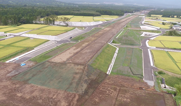 新東名高速道路　一色工事