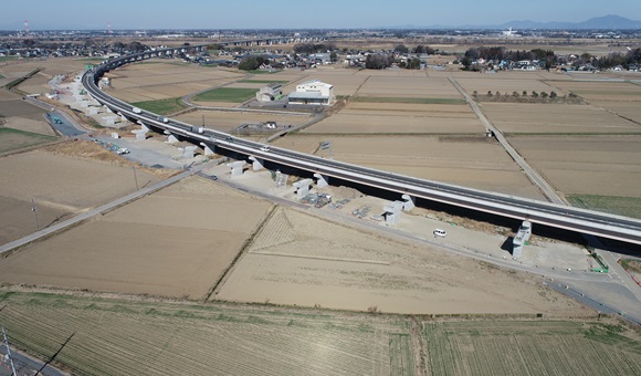 首都圏中央連絡自動車道　五霞高架橋（下部工）工事